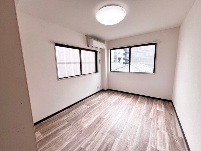 物件内観写真7　(居室)