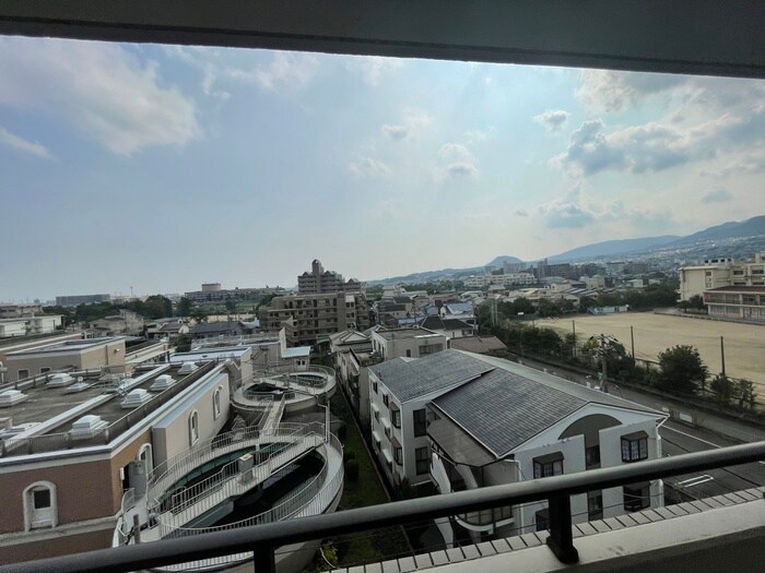 物件内観写真16　(室内からの展望)