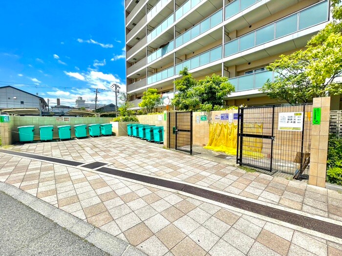 物件外観写真4　(建物設備)