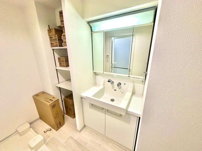 物件内観写真13　(洗面)