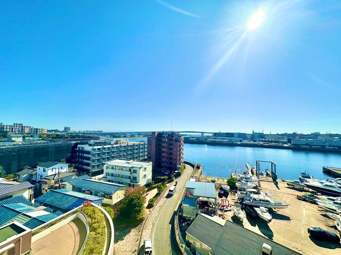 物件内観写真18　(室内からの展望)