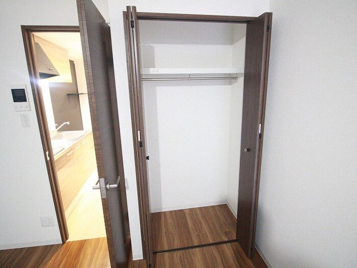 物件内観写真15　(収納)