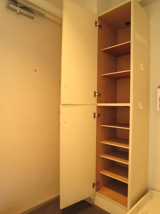 物件内観写真16　(靴箱)