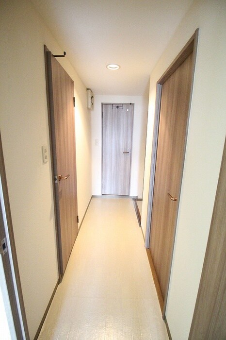 物件内観写真21　(廊下)
