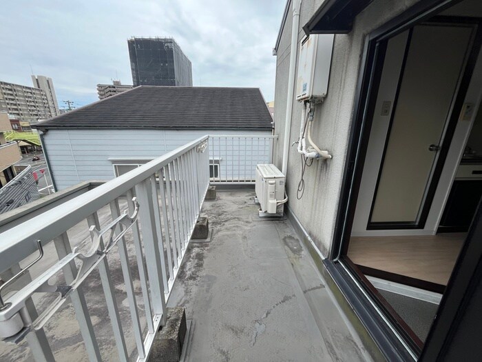 物件内観写真13　(ベランダ・バルコニー)