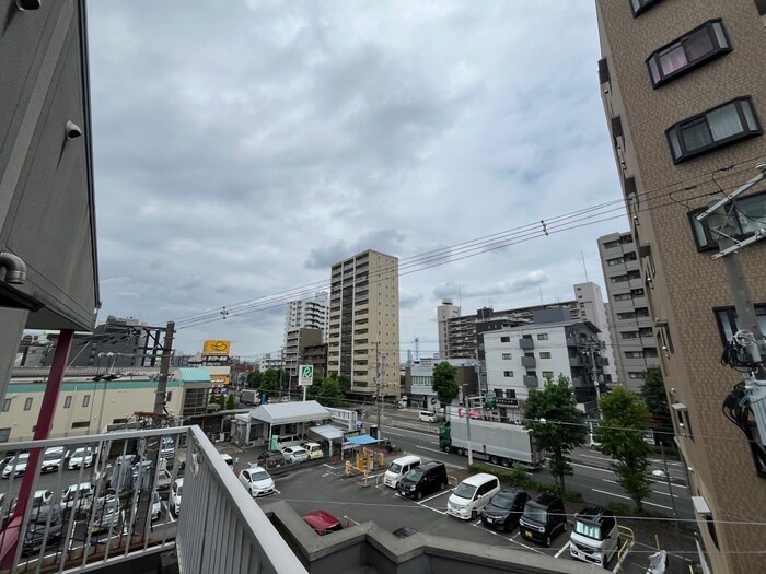 物件内観写真15　(室内からの展望)