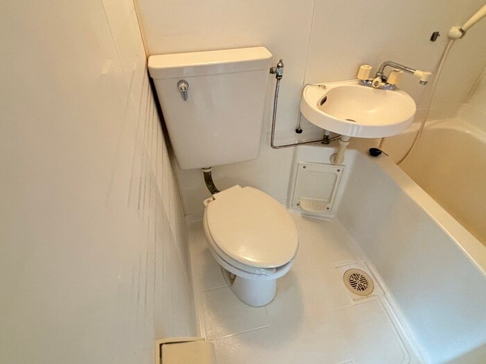 物件内観写真16　(トイレ)