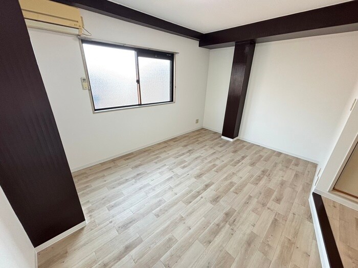 物件内観写真21　(居室)