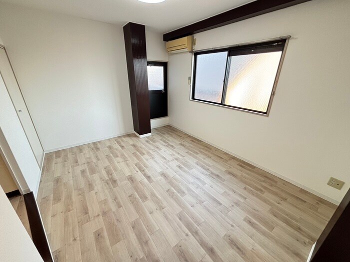 物件内観写真22　(居室)