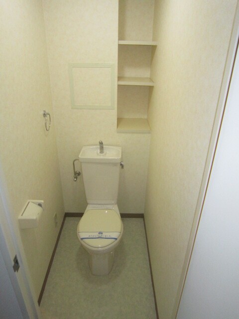 物件内観写真12　(トイレ)