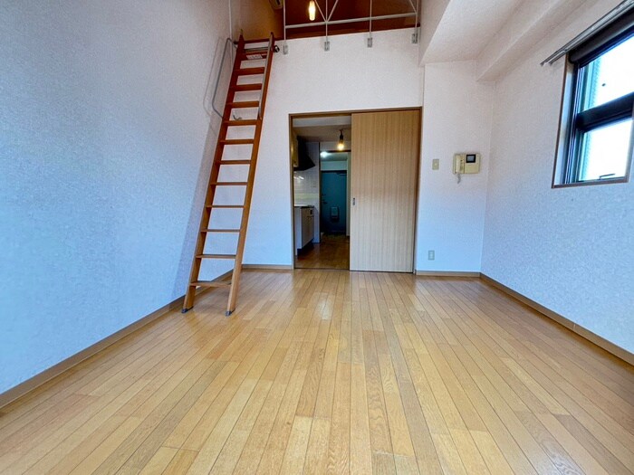 物件内観写真7　(居室)