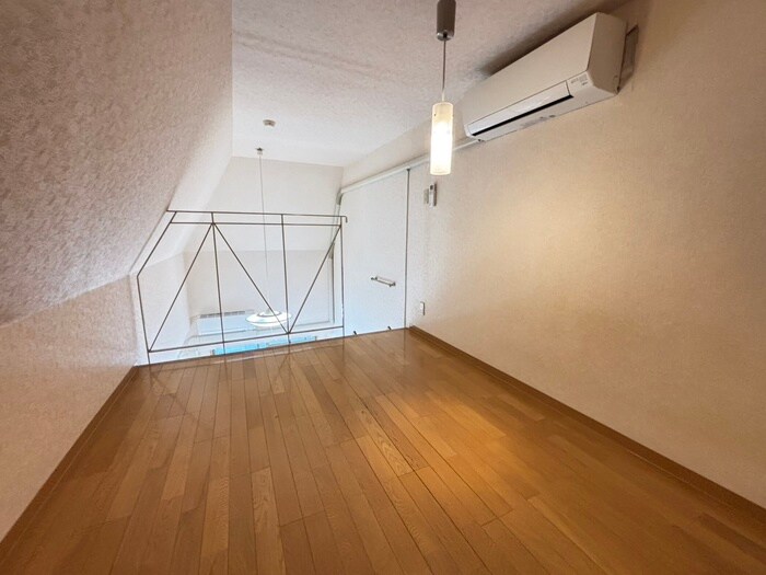 物件内観写真9　(居室)