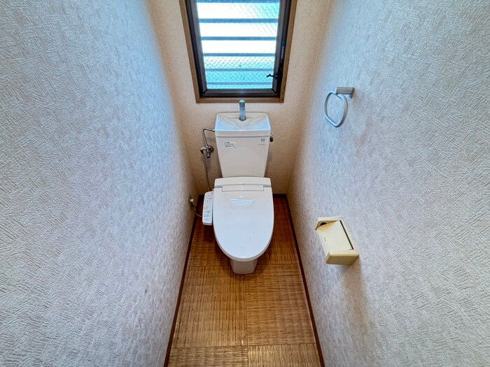 物件内観写真11　(トイレ)