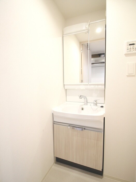 物件内観写真12　(洗面)