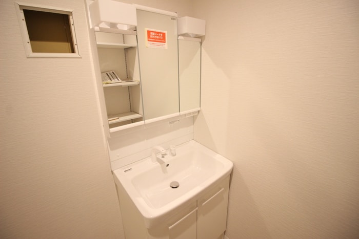 物件内観写真9　(洗面)