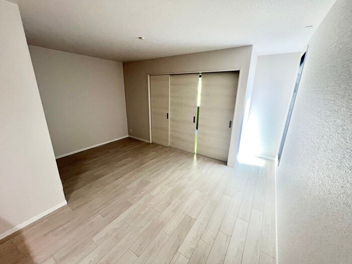 物件内観写真15　(居室)