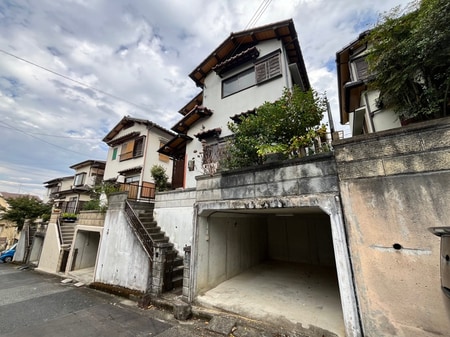 川西市東畦野山手1-3-22貸家外観写真