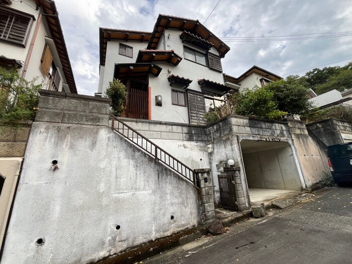 物件外観写真2　(外観写真)