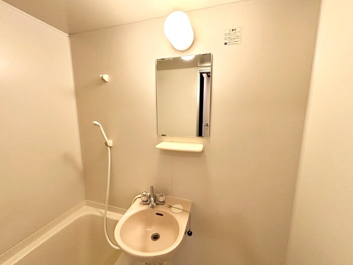 物件内観写真12　(洗面)