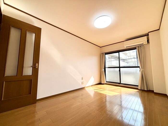 物件内観写真14　(居室)