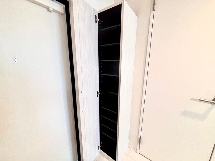 物件内観写真11　(靴箱)