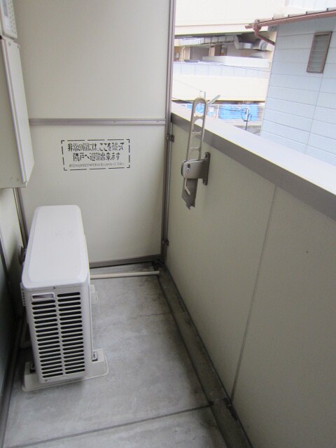 物件内観写真8　(ベランダ・バルコニー)