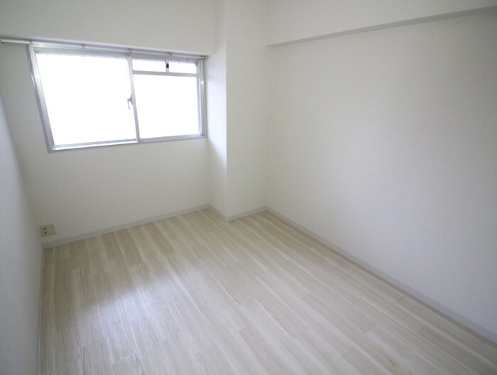 物件内観写真12　(居室)