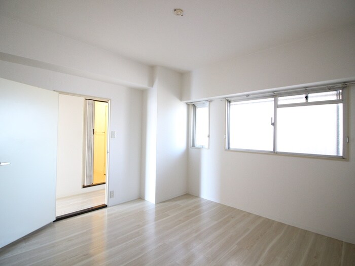 物件内観写真13　(居室)