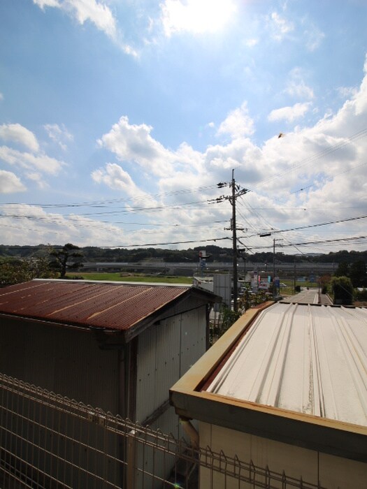 物件内観写真16　(室内からの展望)