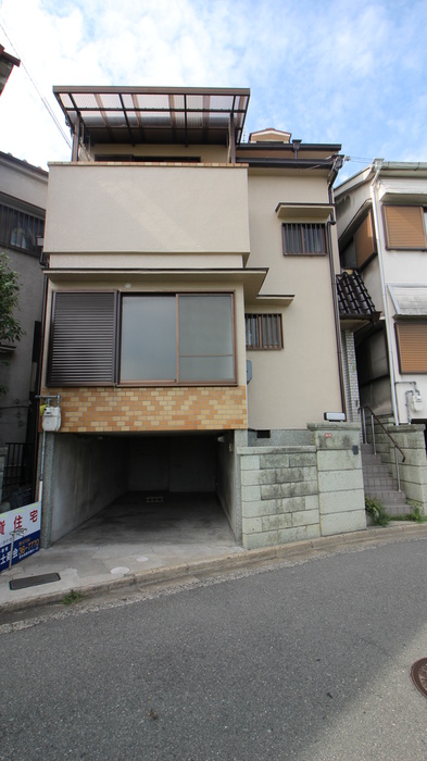 山手町松本貸家
