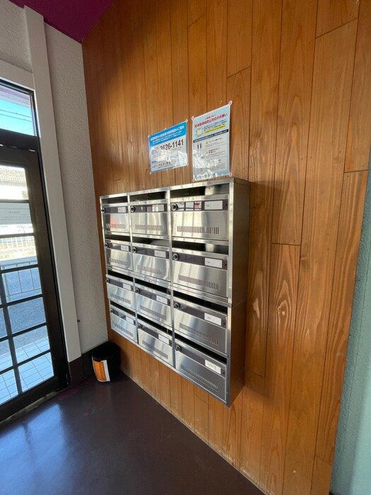 物件外観写真4　(建物設備)