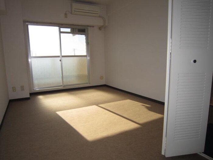 物件内観写真17　(居室)