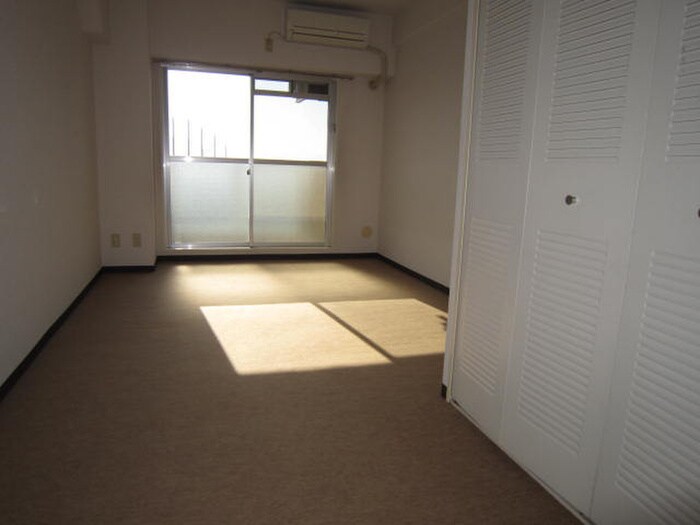 物件内観写真22　(居室)