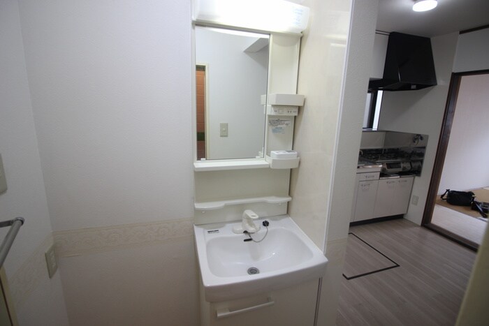 物件内観写真9　(洗面)