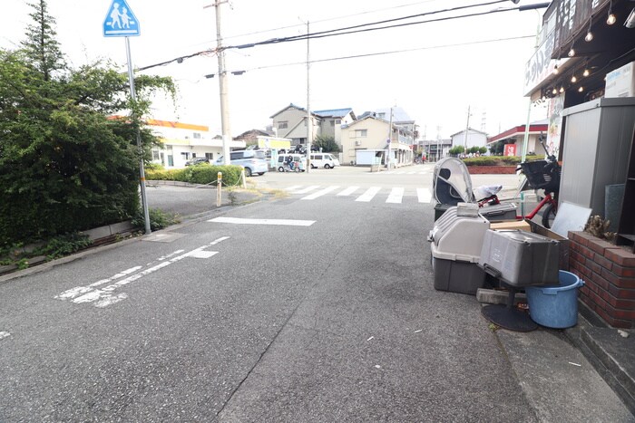 物件外観写真6　(周辺環境)