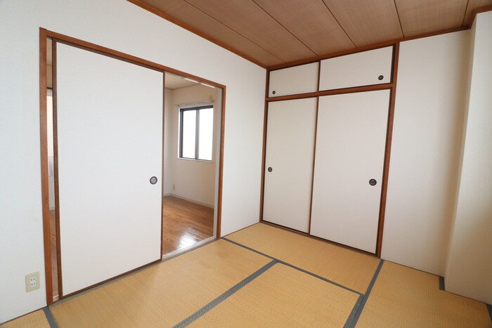 物件内観写真10　(居室)