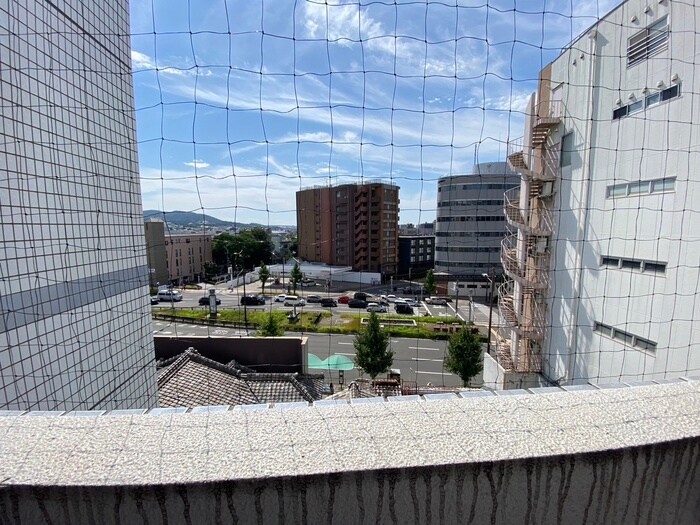 物件内観写真22　(室内からの展望)