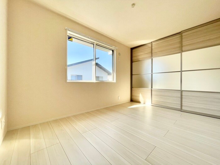 物件内観写真14　(居室)