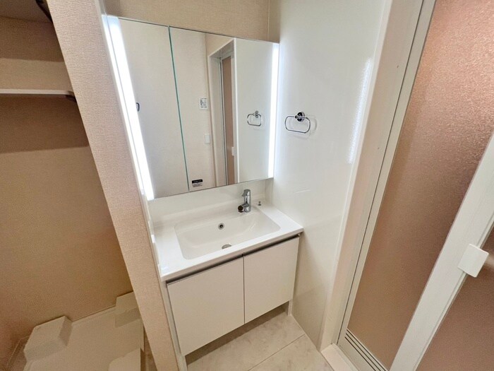 物件内観写真15　(洗面)