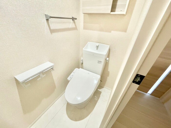 物件内観写真17　(トイレ)