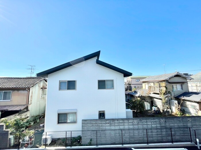 物件内観写真22　(室内からの展望)