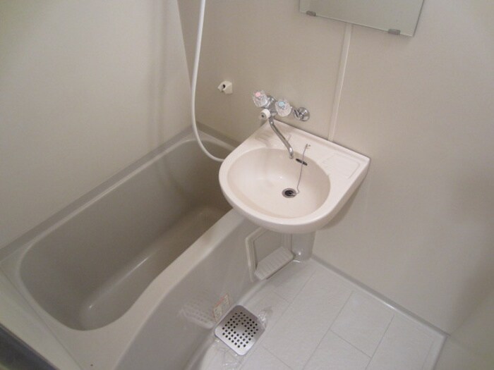 物件内観写真13　(バス／シャワールーム等)