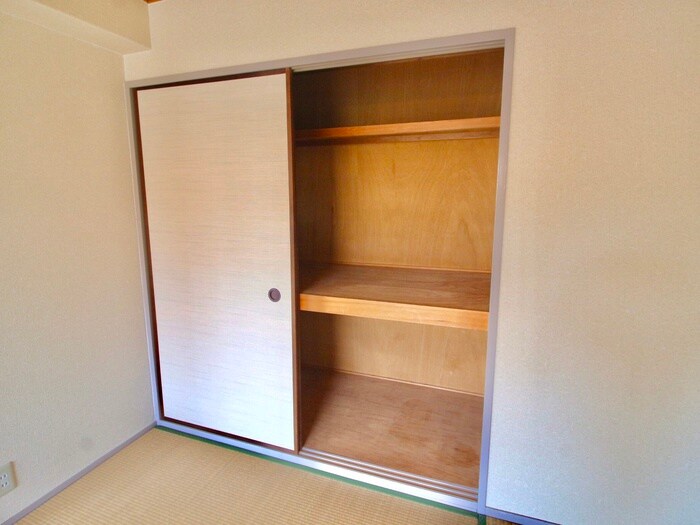 物件内観写真14　(収納)