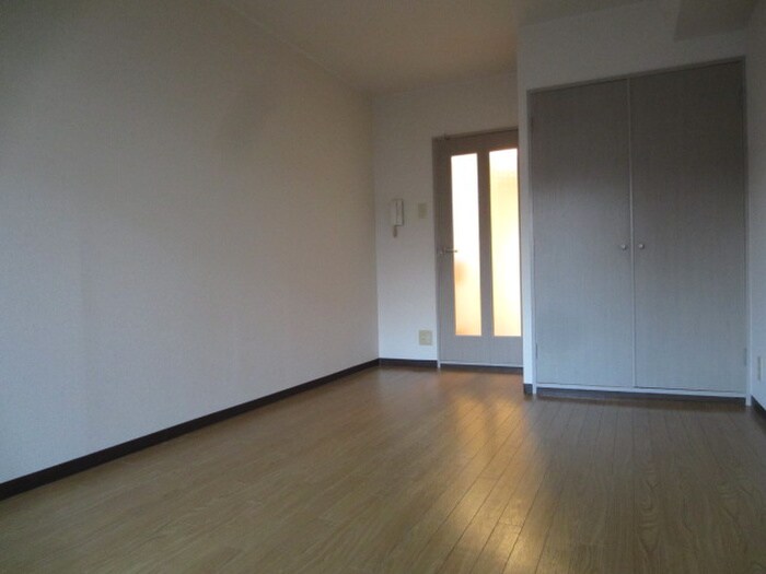 物件内観写真18　(居室)