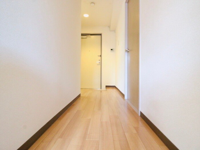 物件内観写真19　(廊下)
