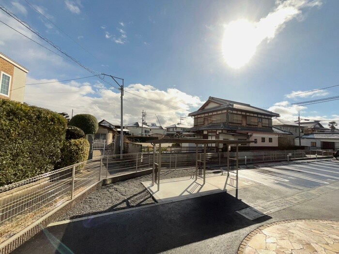 物件内観写真17　(室内からの展望)