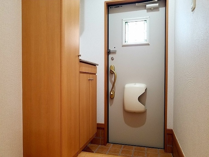 物件内観写真15　(玄関)