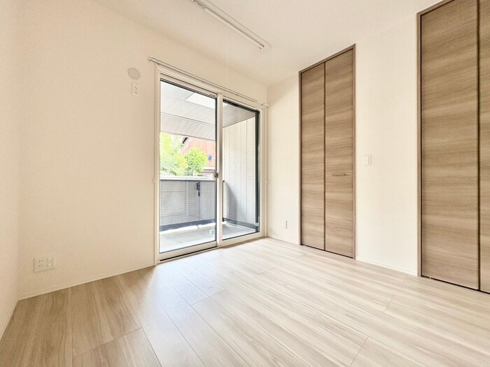 物件内観写真10　(居室)