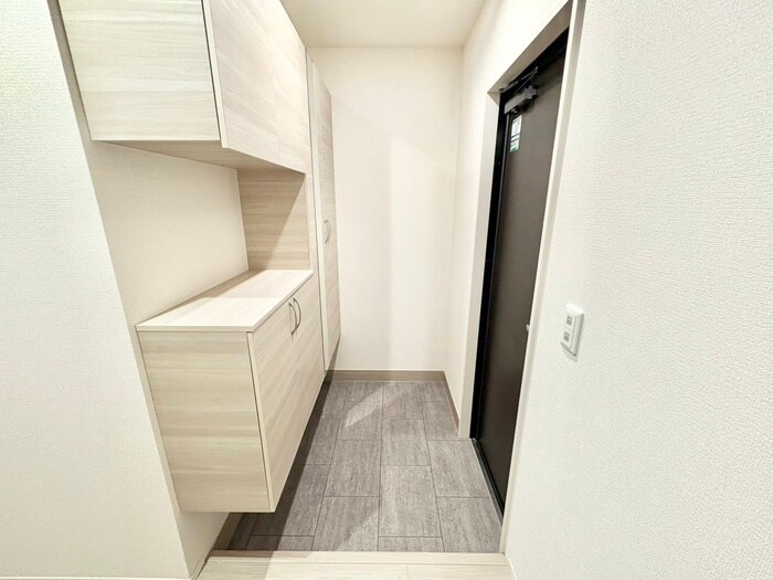 物件内観写真19　(玄関)