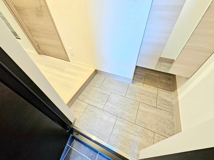 物件内観写真19　(玄関)